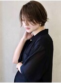 ショート・アンニュイ重め前髪/オリーブベージュ/デザインカラー