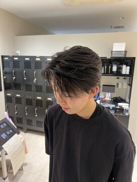 ステージ(STAGE) ダウンパーマ　センターパート　ニュアンスパーマ