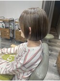 ショートボブ
