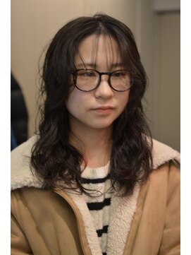 アンニュイミディアムパーマ