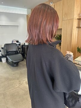 パークホワイト 代官山(PARK White) ボブレイヤーウルフハッシュカットピンクベージュ