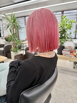 ヒビヲ(HIBIO) 横浜ボブケアブリーチダブルカラータッセルボブピンクカラー