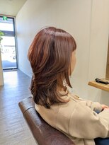 ジェミニ(Gemini)&nbsp;ミディアム外ハネスタイル