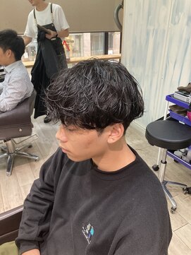 アソビ 元町店 緩め波巻パーマ