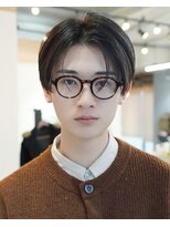 ベモ(NVEMO)&nbsp;ストレートセンターパート/黒髪/清潔感/20代/30代/リクルート