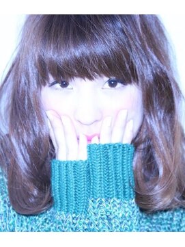 アーシャム(Arsham) ガーリーシンプルスタイル☆