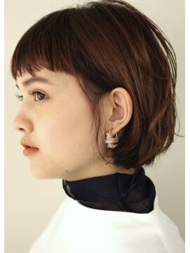 サーカス バイ ビュートリアム 青山(CIRCUS by BEAUTRIUM) ゆるふわ　大人可愛い　すっきり　ミニボブ