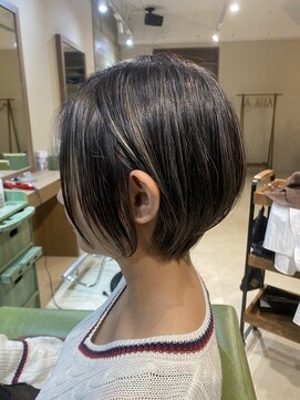 アクトワン(Act.1) メリハリハイライト×ショートボブ