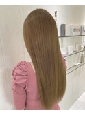 キャラメルベージュ