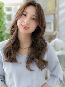 カバーヘア ブリス 大宮西口(COVER HAIR bliss) センターパートグレーベージュ小顔抜け感ヘアh3大宮20代30代40代