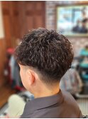 ツーブロック×アイロンパーマ波ツイストミックス