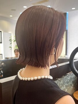 ヴィサージュ ギンザ VISAGE GINZA ぱつっとミニボブ