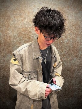 ヴィーダ(vida) 【vida まりな】メンズ 黒髪 ワイルドパーマ