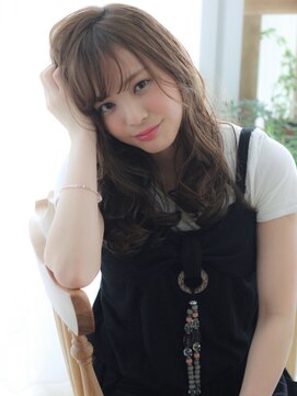 ヴィヴィ(VIVIE) 大人ガーリー似合わせミディアムレイヤーカットダークアッシュ