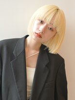 ディッセンバー 神宮前(December)&nbsp;ブロンドヘア/顔まわりレイヤー/ミディアム