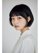 クロス(CROSS)&nbsp;洗練ミニボブ×上品シルエット