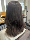 ブリーチなしアッシュブラウン　鎖骨下ボブ
