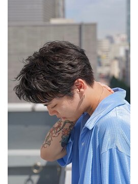 トラスト ザ バーバー 東京駅八重洲店(TRUST the Barber) アップバング/ショートフェザー/ビジネススタイル