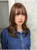 ミディアムハッシュカットミディアムレイヤーカットハイトーン