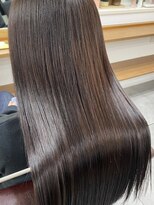ランプ(Lamp)&nbsp;くびれレイヤー  白髪染め＆白髪ぼかし/縮毛矯正と髪質改善UP