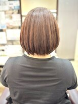 トレセッテ(tre sette)&nbsp;ショートボブスタイル/パープルブラウンカラー