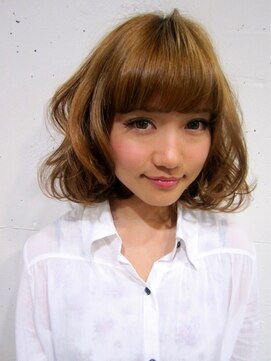 シェリー(Shelly) ガーリーカールボブ