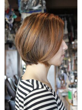 オーバーキャプテンネイキッド(OVER CAPTAIN NAKED) 強め骨格補正ボブ★