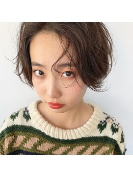 クーラ(Cura) ショート × アッシュブラウン