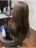 ハイライトロングヘア