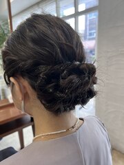 人気！ラメアレンジで華やかアップスタイル　【延山styling】