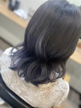 ラビス クローバー(Lovis clover) ラベンダーグレージュ　こなれミディ　大人かわいい