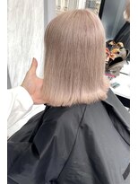 リア 大阪梅田(Ria)&nbsp;～ミルクティーべージュ～【Ria 大阪 梅田】