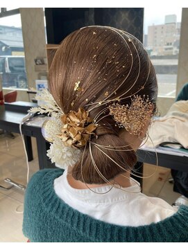 ルクールヘアアンドビューティー 燕三条店 アップスタイル◎20代30代40代[グレーベージュ/アースカラー]