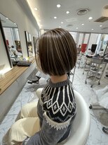 マニクレアーレ 北千住店(mani CREARE) ハイライトボブ