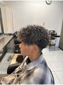 ツイストスパイラルパーマ　メッシュ　ブリーチ　メンズサロン
