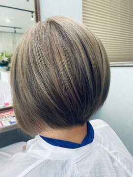 チル ツーブロボブ ショートボブ