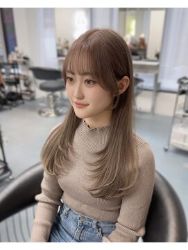 ベル(BEL) 【韓国風】20代、30代◎巻かなくても可愛い流れる顔まわりカット