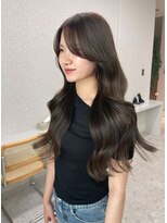 リリー(Lilley)&nbsp;くすみベージュ×姫カットレイヤー×韓国風巻き【ayana】