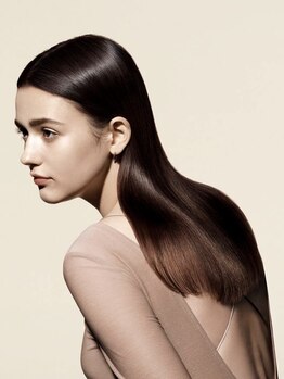 グロー(glow)の写真/《宇宿》髪質改善トリートメントで、ダメージを受けた髪も潤いのある艶髪に♪カラーやパーマとの相性も◎