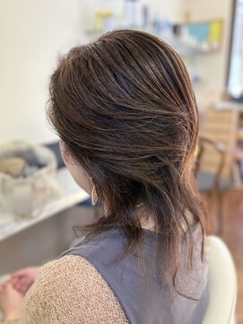 ビューティーサロンじゅん セミロングヘアー