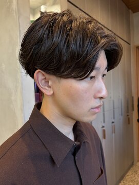 エリマバイフィフス 調布(elima by fifth) 調布メンズパーマニュアンスパーマフェザーパーマセンターパート