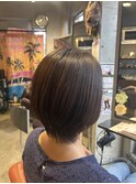 30代　ショート　艶カラー