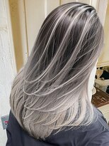 サンティエ(scintiller)&nbsp;ブリーチ/ダブルカラー/グラデーションカラー/インナーカラー