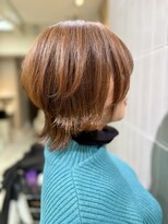 ソルヴァ(Soluva)&nbsp;30代・40代　トップふんわりウルフカット