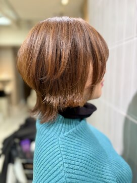 ソルヴァ(Soluva) 30代・40代 トップふんわりウルフカット