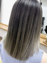 ランプ(Lamp) くびれレイヤー 白髪染め&白髪ぼかし/縮毛矯正と髪質改善