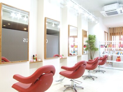 ヘアーマジック グローリー プラス(HAIR MAGIC GLORY PLUS)の写真