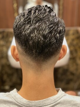 ヒロギンザ 御茶ノ水店(HIRO GINZA) ビジネスショート×スキンフェード