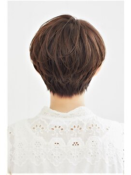 マユリ 相模大野(Mayuri) ショートボブ