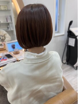 アドラーブル けやき通り店(adorable) ぱつっと【ミニボブ】艶カラー　20代30代40代